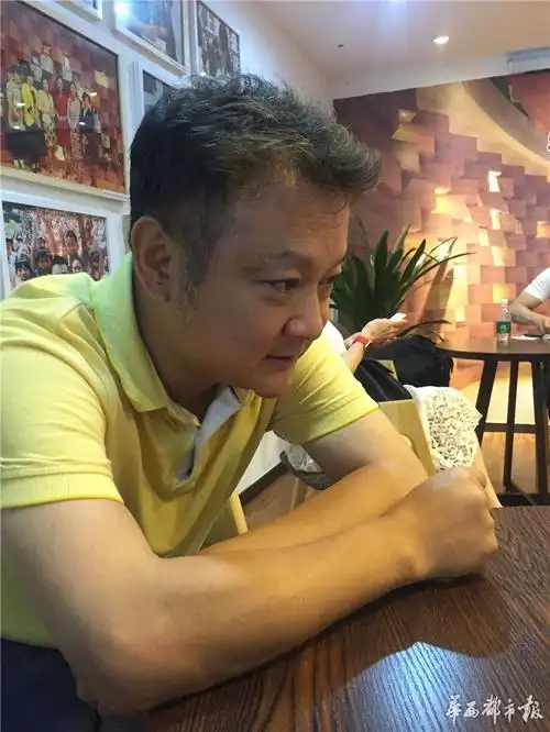 87版《红楼梦》开播30周年 欧阳奋强写书再忆红楼