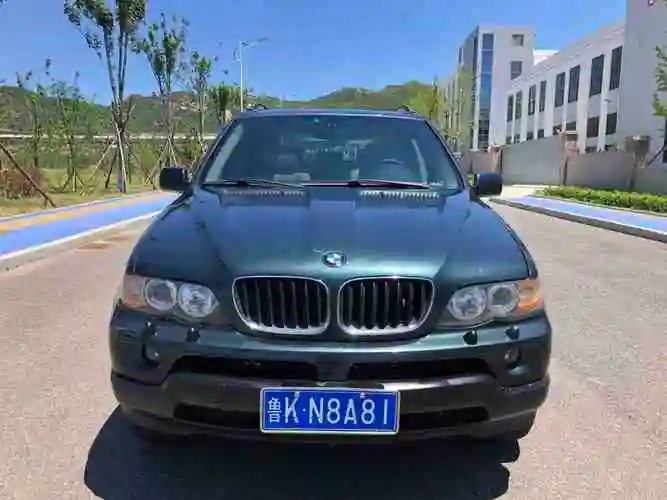 【威海】2003年6月 宝马 宝马x5 2006款 3.0i 手动挡