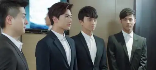 杨洋吴亦凡等都在用生命演戏