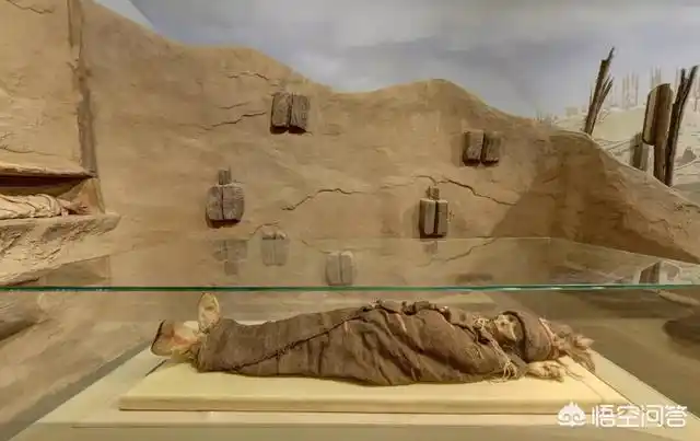 湖南省博物馆展出了西汉长沙国丞相利苍夫人的尸体