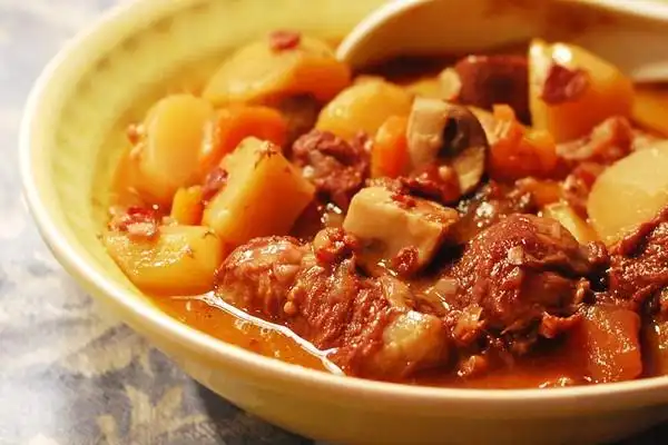 我要变身大麦茶做的红酒炖牛肉