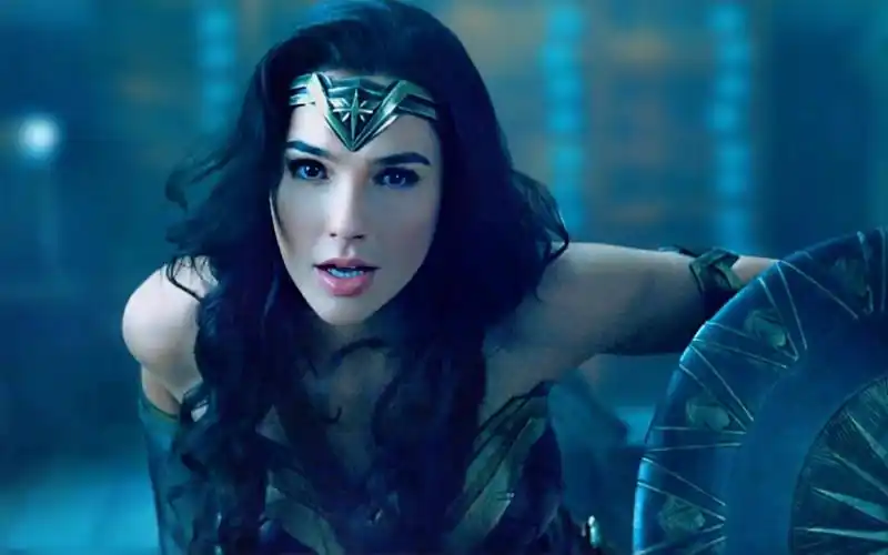 最美的超级英雄【神奇女侠】戴安娜,感受一下狂野美人的魅力