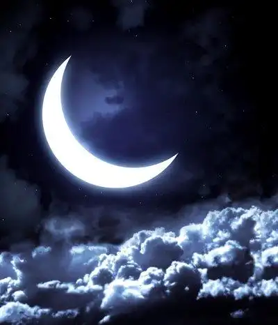 残月是人的狭臆月圆也化不开离愁