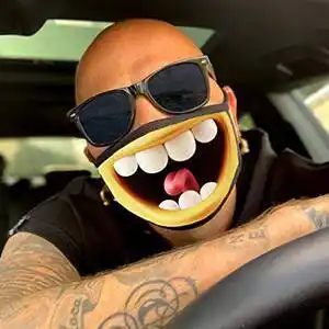 口罩笑脸恶搞图片