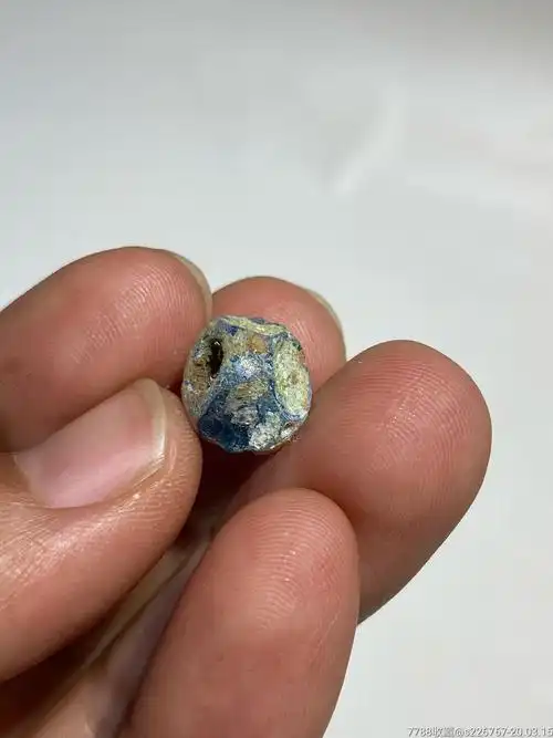 战国蜻蜓眼琉璃珠