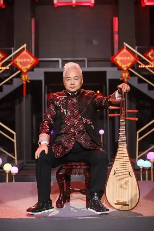 国乐大师方锦龙爆破新春次元壁_腾讯新闻