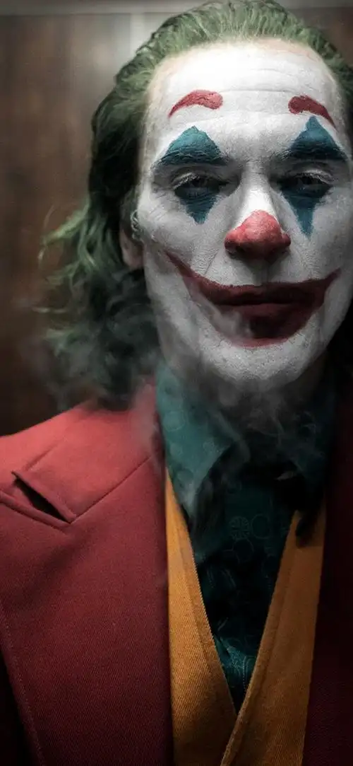 joker ;介绍我出场的时候请叫我小丑.