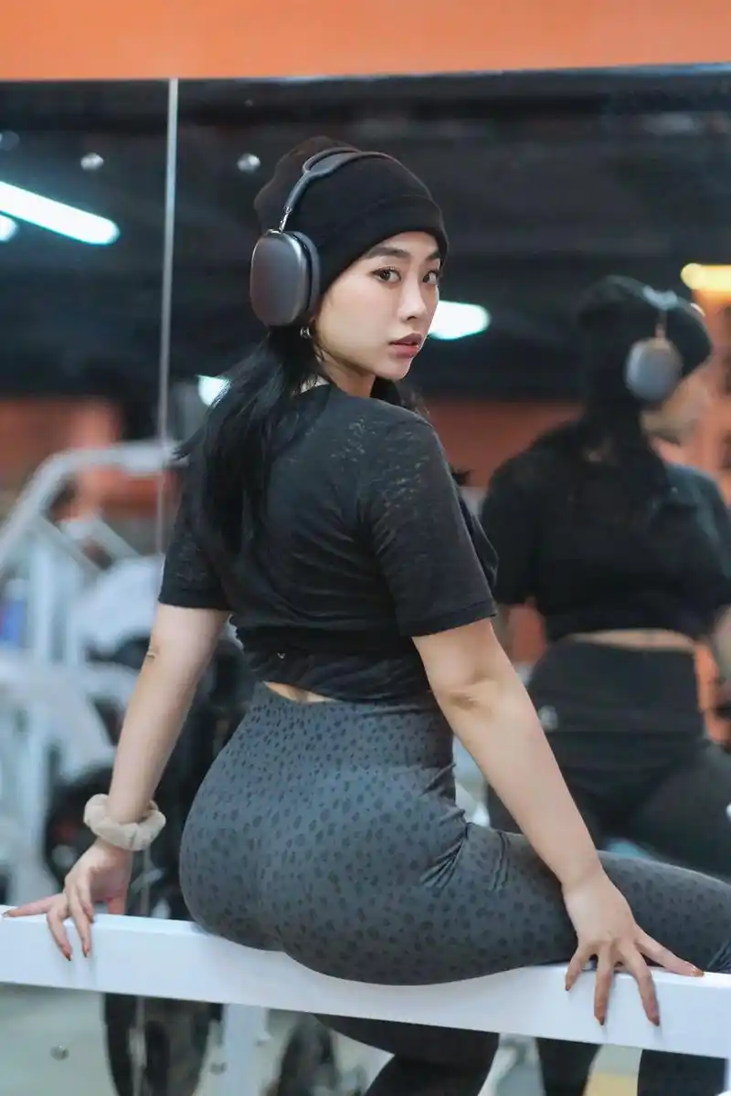 坚如磐石08.#撸铁女孩 #微胖女生 #一起野个好身材 #旺 - 抖音