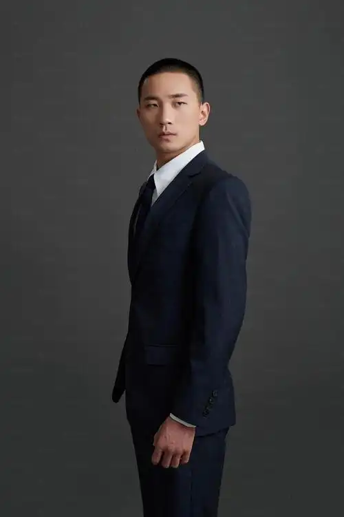 求职季令人心动的职场形象照