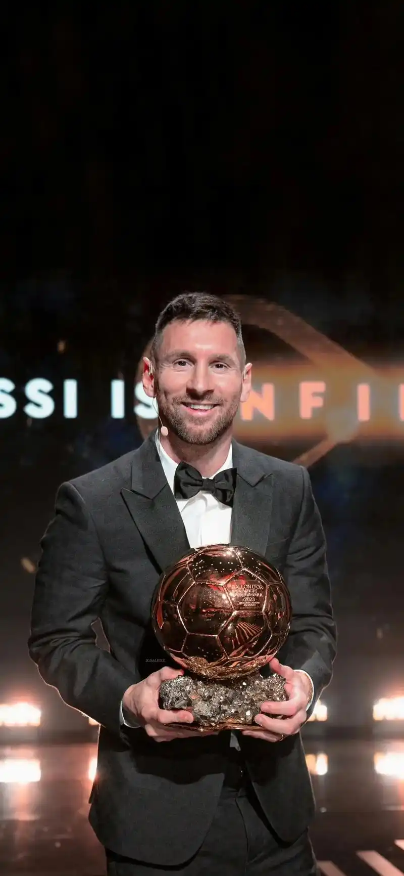 恭喜球王加冕八个金球.八届金球 2009 — 2010 —  - 抖音