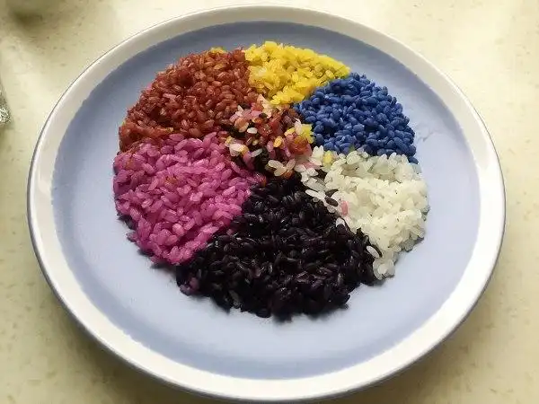 宁ning7做的解密壮族天然五色糯米饭做法