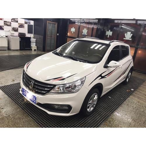 宝骏310车贴拉花宝骏310w汽车贴纸个性车身装饰贴改装腰线车贴纸