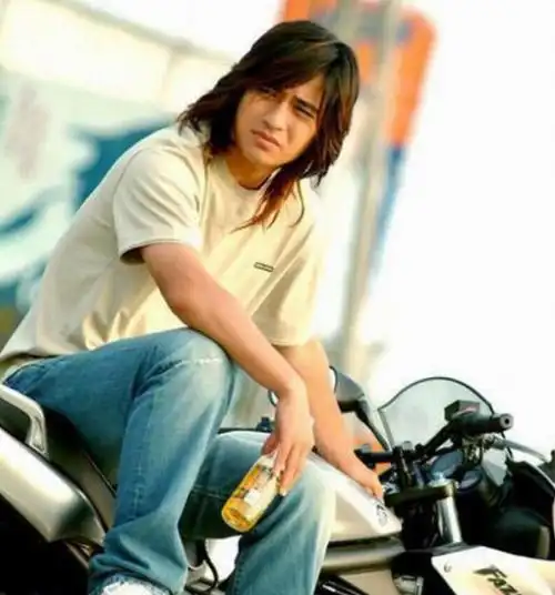 周渝民大s《战神》阔别17年重新播出,"范桐岛"已去世6年!