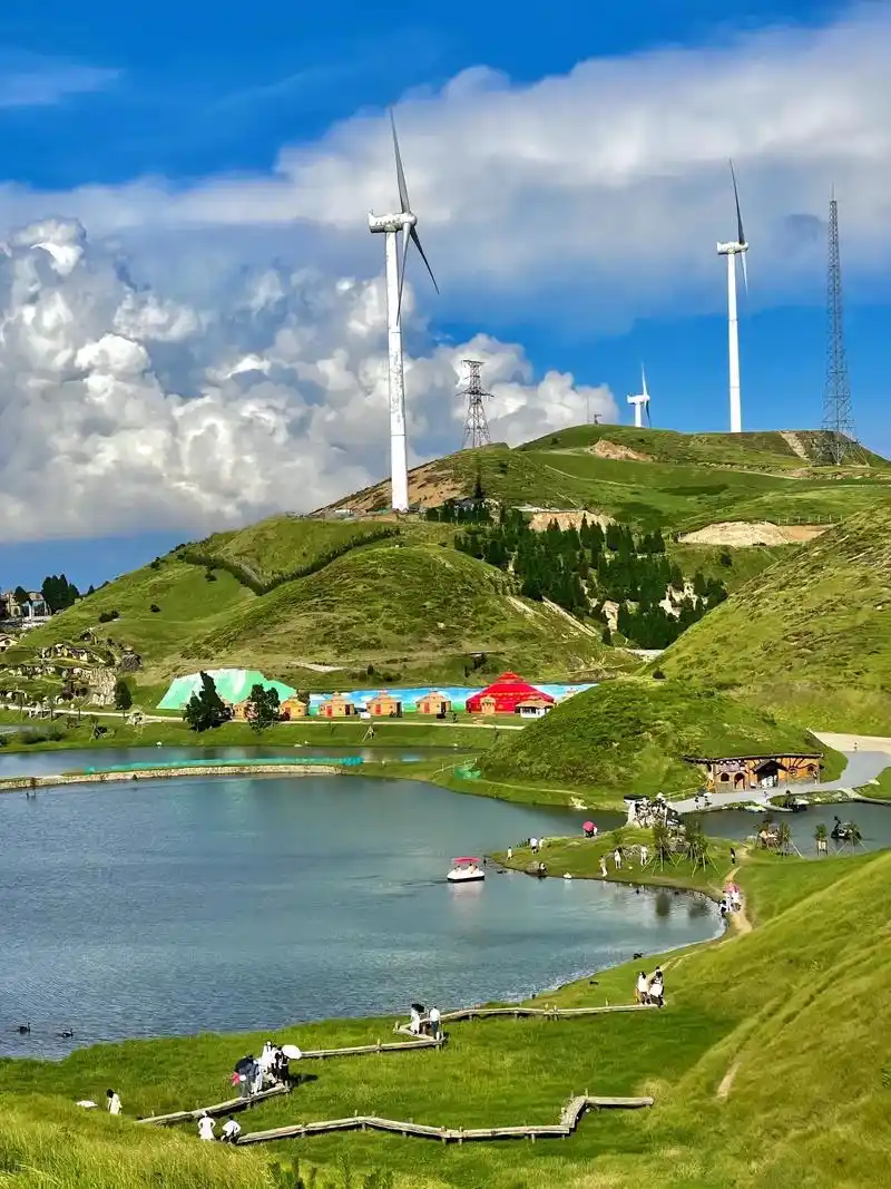 郴州仰天湖大草原开园啦!4月20日正式开园经过了半年的草原 - 抖音