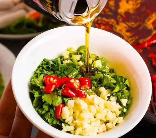 火锅油碟怎么用?介绍5个油碟调制方法