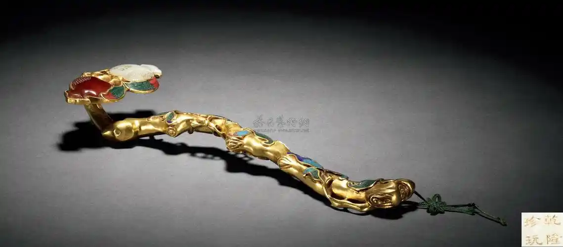 1615清铜鎏金嵌宝如意