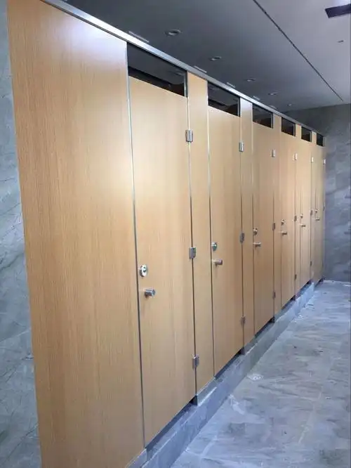 合肥隔爵装饰材料有限公司 产品展厅 >隔爵定制 蚌埠公共卫生间隔断