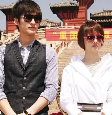 郑爽哽咽宣布单方面分手 因与张翰恋爱感到自卑