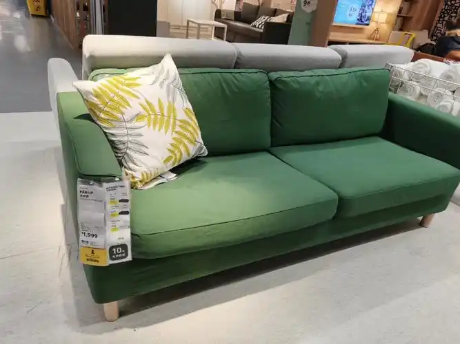 来宜家看新品派如普沙发