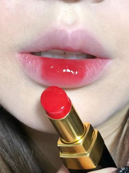 香奈儿唇膏68草莓果酱春夏明艳大美人色