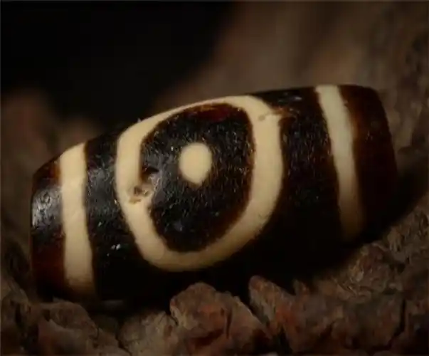 真的天珠多少钱一颗世上仅存两颗九眼天珠