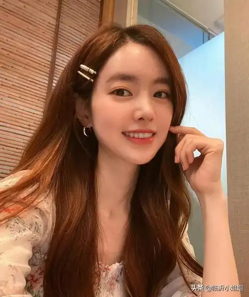 陈世妍,清爽靓丽的外形,甜美可人的气质,仙美范十足