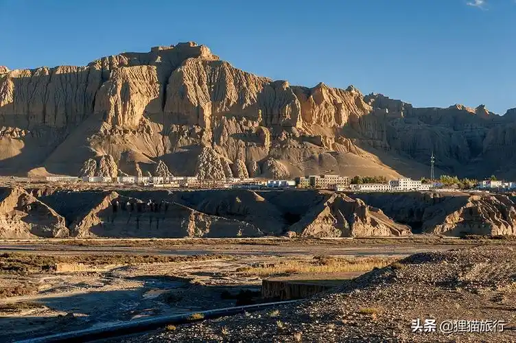 西藏阿里地区札达县,只有1万人的边陲小县