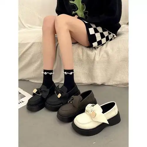 女春秋季英伦风小皮鞋百搭jk制服护士松糕厚底玛丽珍单鞋2024新款