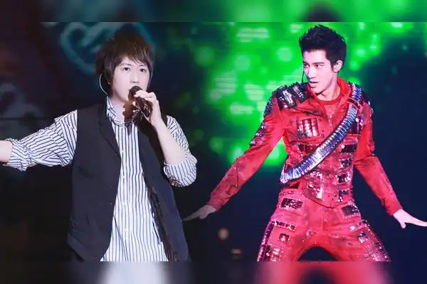 五月天王力宏合体嗨唱同台演绎在梅边现场舞美太绝了