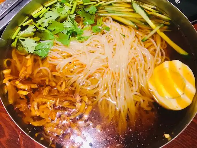 冷面十元,贼拉好吃