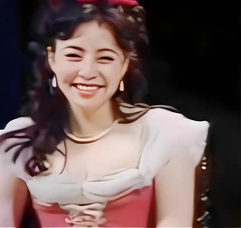 想要看到宋丹丹年轻时的颜值惊艳照片吗?