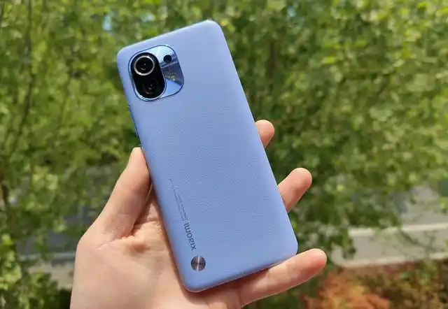 雷军评论区被攻陷,小米11主板被烧引起用户不满,品控问题需理智