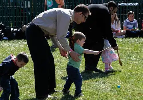 whitehouseeastereggrollheldinwashingtondc