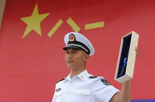 《火蓝刀锋》刘硕受肯定 网友盘点驭兵奇招