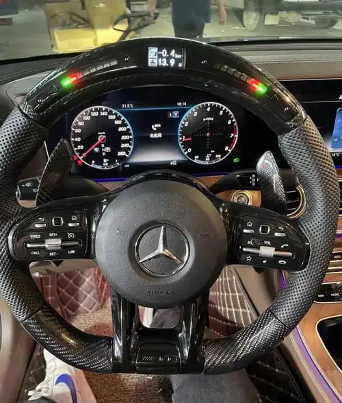 奔驰amg竞技方向盘