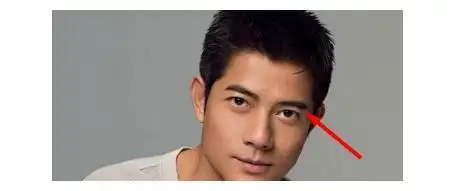 下巴上有这道线的男人35岁以后富贵发达看见就嫁了