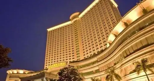 我踏入东莞太子酒店的那一刻,感觉走进了男人的天堂.