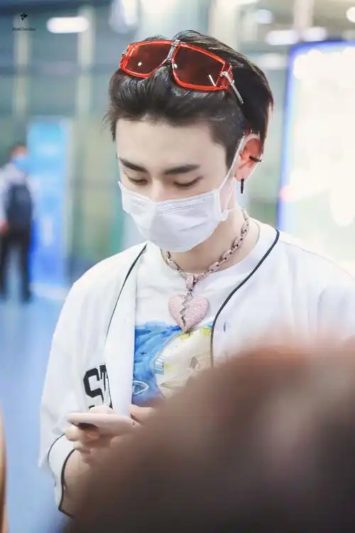 小鬼盘点200621lilghost一周手账06150621充满少年的朝气和活力展露