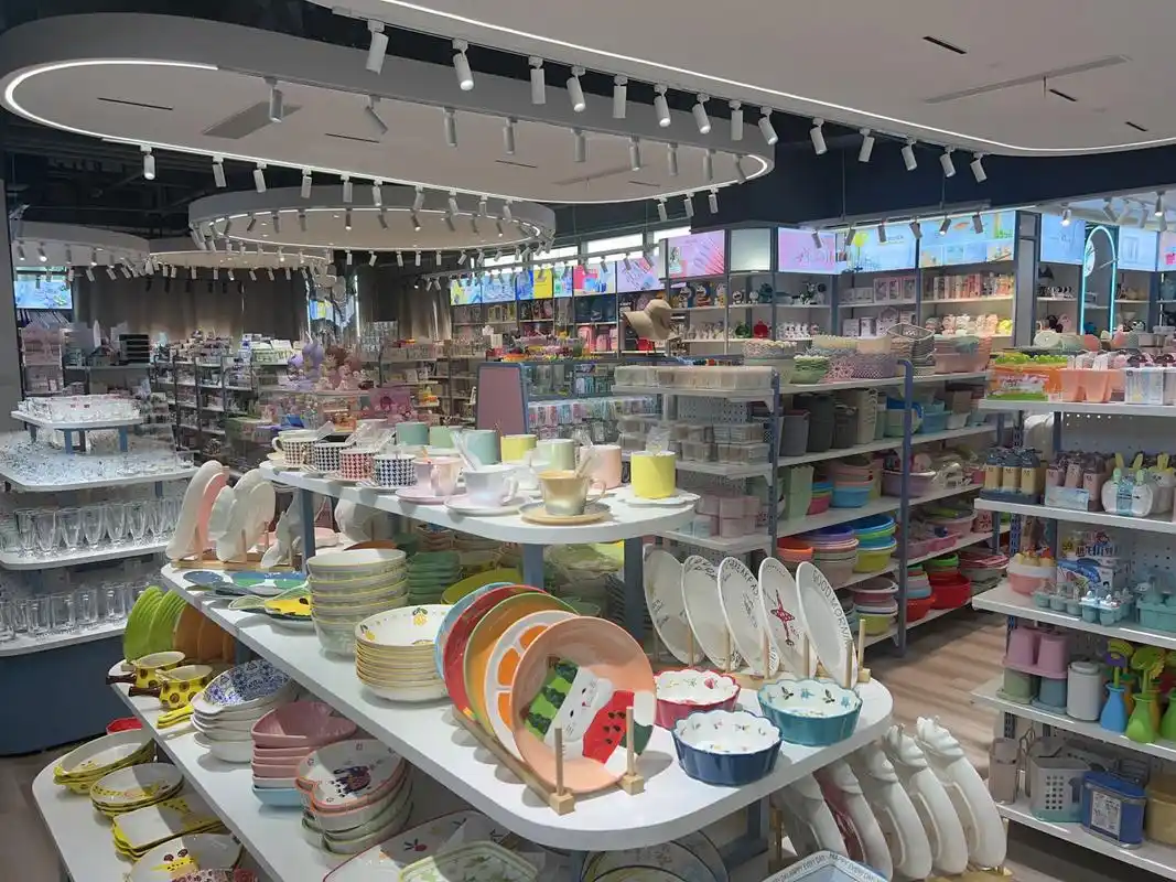 浙江万品甄选百货有限公司 在县城里开精品百货怎么做好准备?