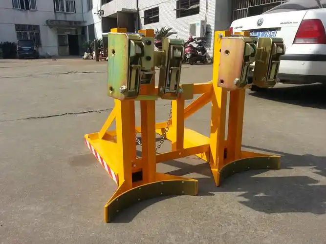 东莞油桶夹具叉车夹桶器单夹头