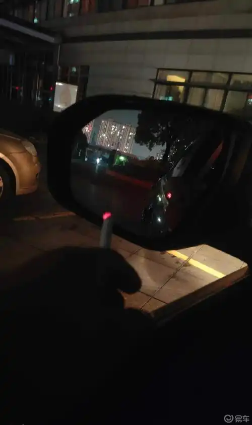 车窗街景镜像计划希望秋天的风可以带走夏天的烦恼城市的夜晚属于孤独