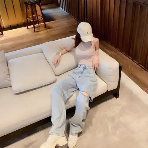 女生头像 长腿女头 三色堇儿/禁盗