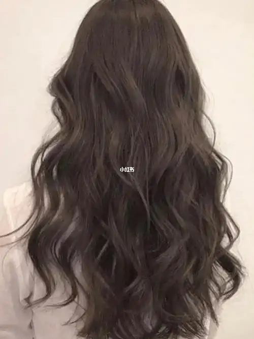 烫一次可以美半年的甜美减龄法式慵懒卷发!
