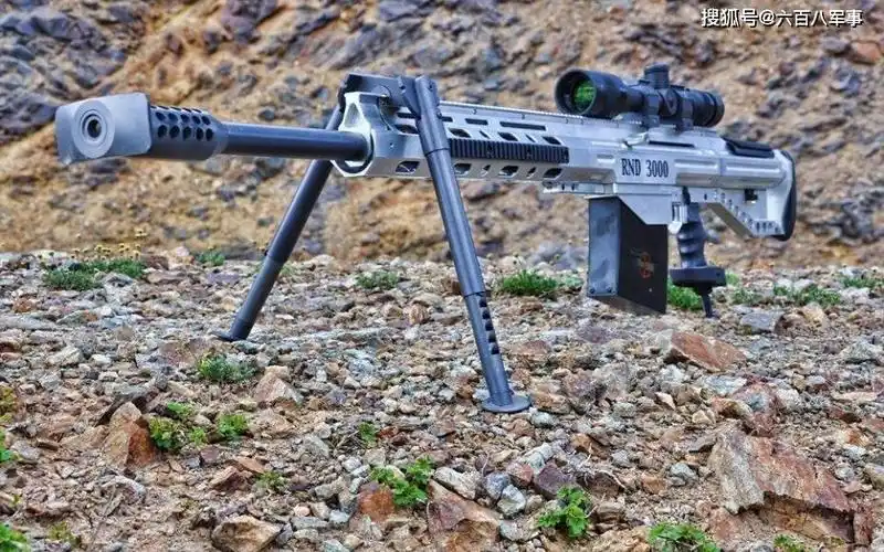轻武器欣赏系列,害怕自己打不准的,装上瞄准镜试试1/9六百八军事2020