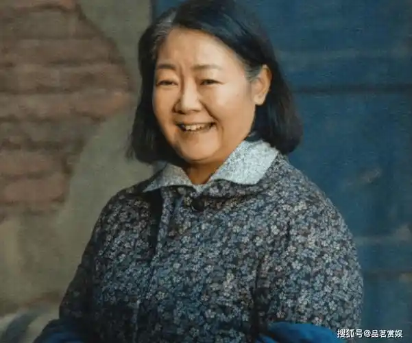 国家一级演员萨日娜:她是电影《抓娃娃》里的奶奶,她和伊能静同岁