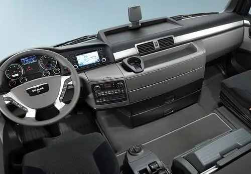 详解man-tgx卡车v形外观驾驶室