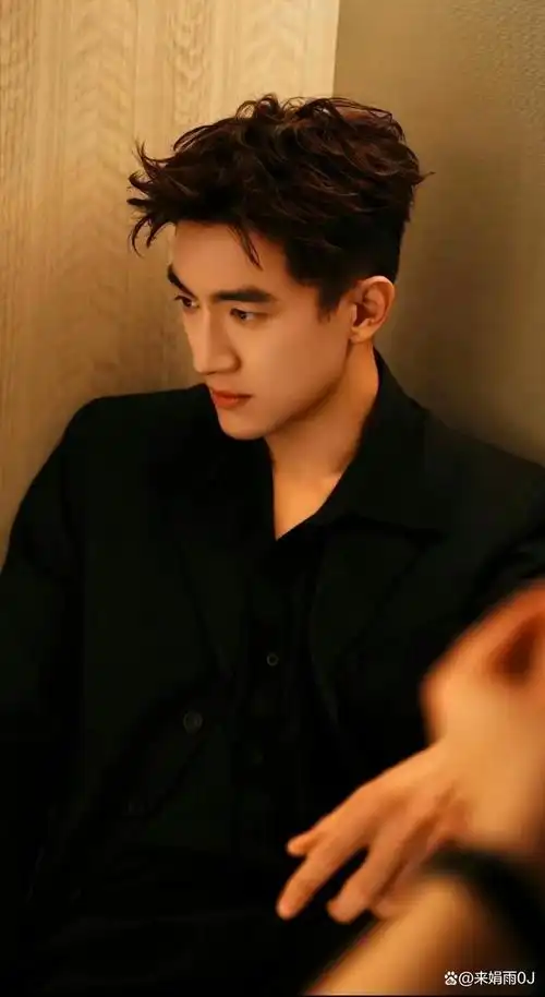 不愧是号称"九亿少女的梦"的林更新