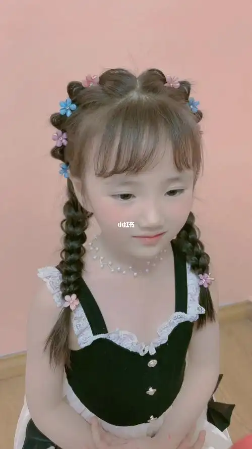 洋气可爱的麻花辫