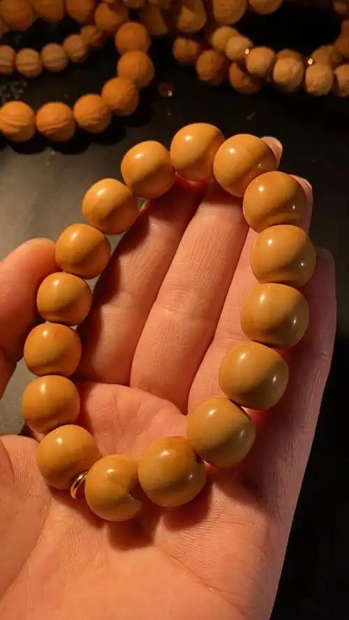 精品级猴头手串 土豪雕刻 光珠 正圆 老型 桶珠 金丝猴京八棱 佛珠