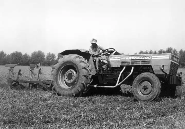 赛迈早期拖拉机图集